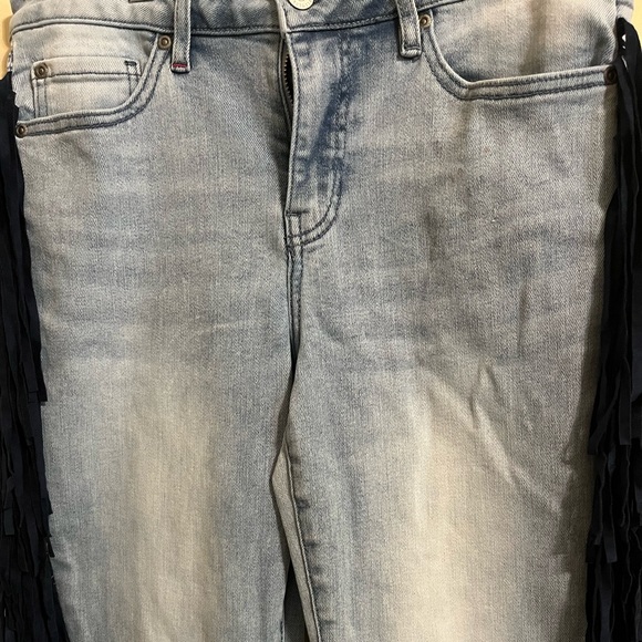 Fringe jeans, Miranda Lambert - Picture 7 of 8